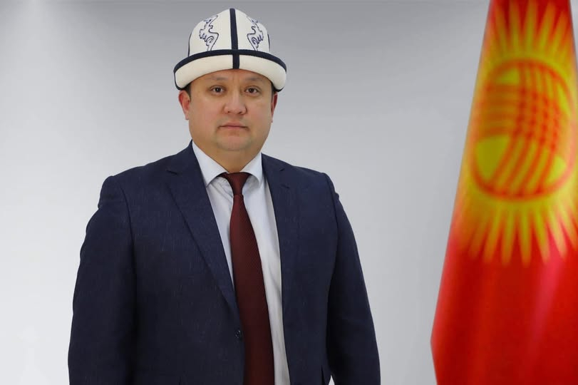 Урматтуу биздин айымдар , мээримдүү энелер, ардактуу эжелер жана карындаштар!